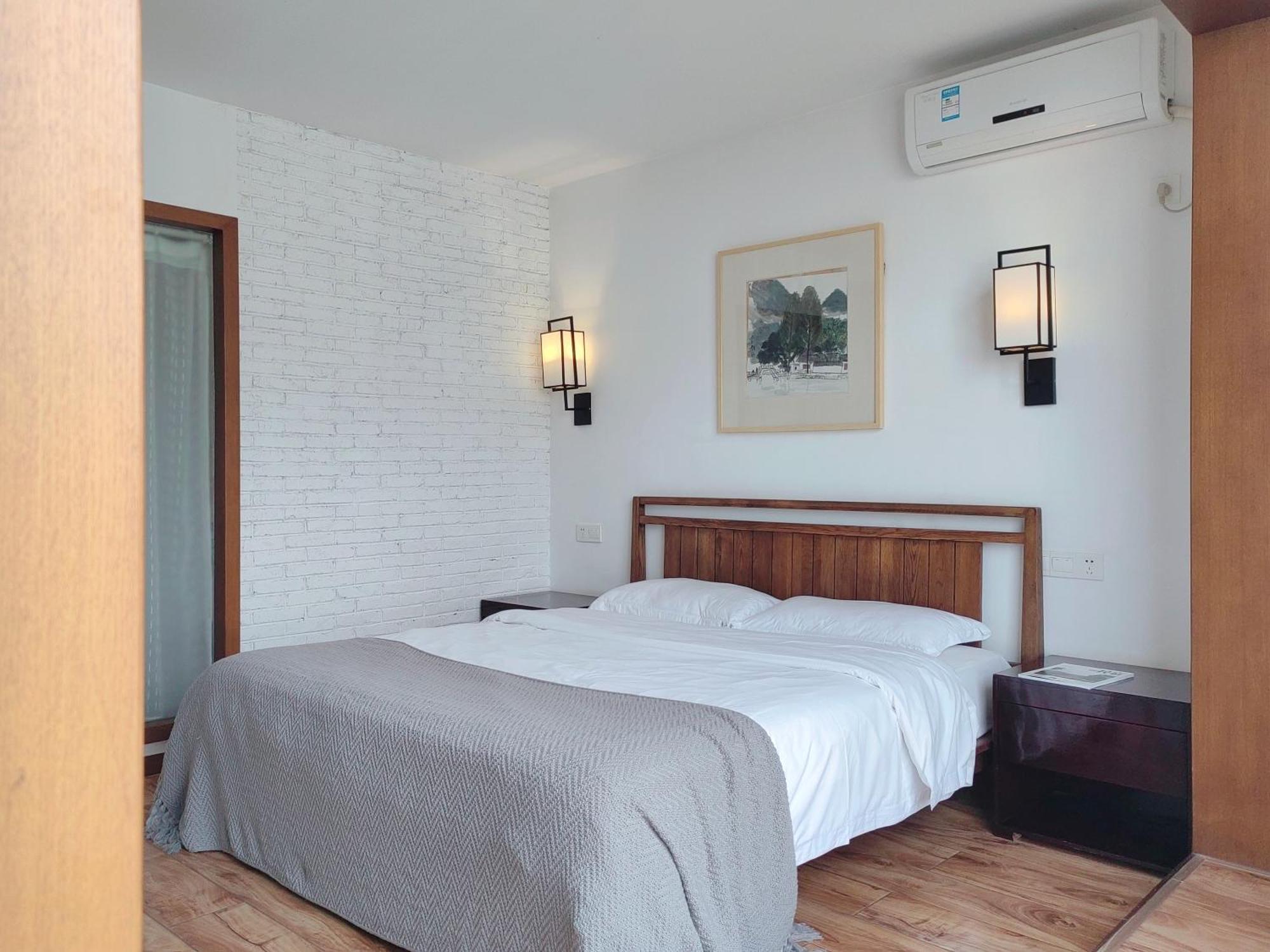 Serene Vale Inn Guilin-Free One Way Pick Up Service To High-Speed Railway Station For 2 Nights מראה חיצוני תמונה