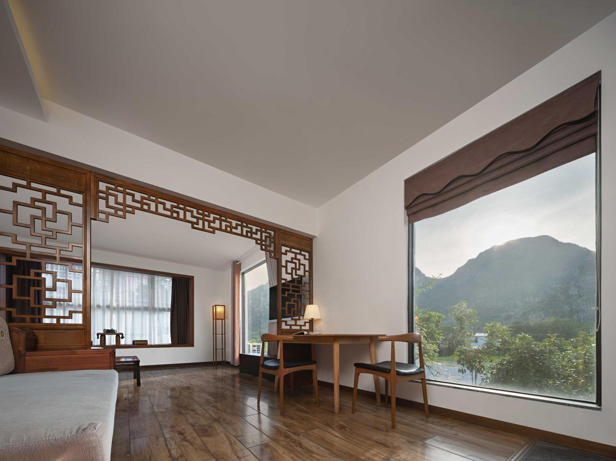 Serene Vale Inn Guilin-Free One Way Pick Up Service To High-Speed Railway Station For 2 Nights מראה חיצוני תמונה