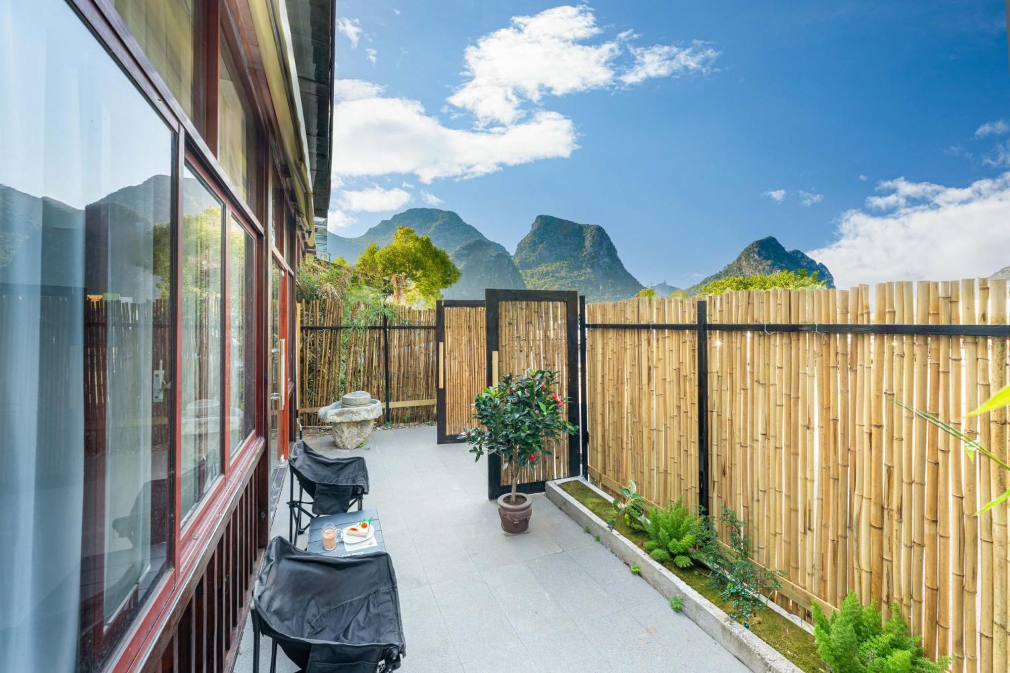 Serene Vale Inn Guilin-Free One Way Pick Up Service To High-Speed Railway Station For 2 Nights מראה חיצוני תמונה