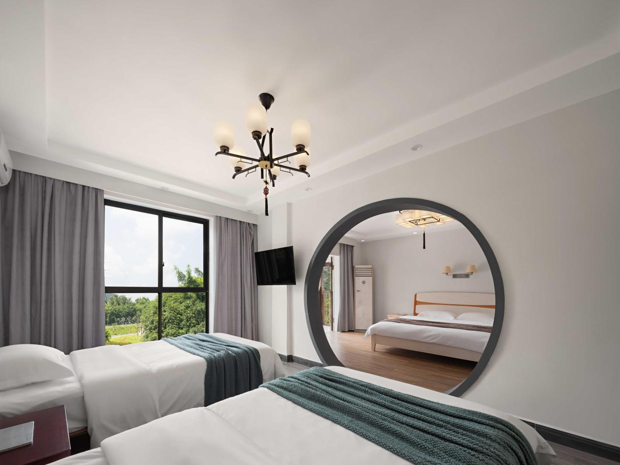 Serene Vale Inn Guilin-Free One Way Pick Up Service To High-Speed Railway Station For 2 Nights מראה חיצוני תמונה