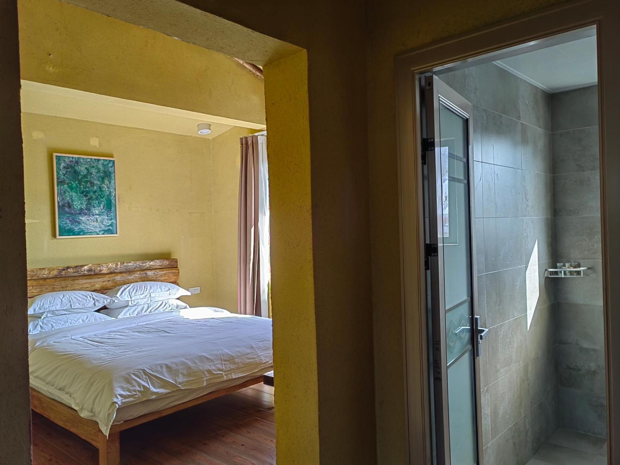 Serene Vale Inn Guilin-Free One Way Pick Up Service To High-Speed Railway Station For 2 Nights מראה חיצוני תמונה