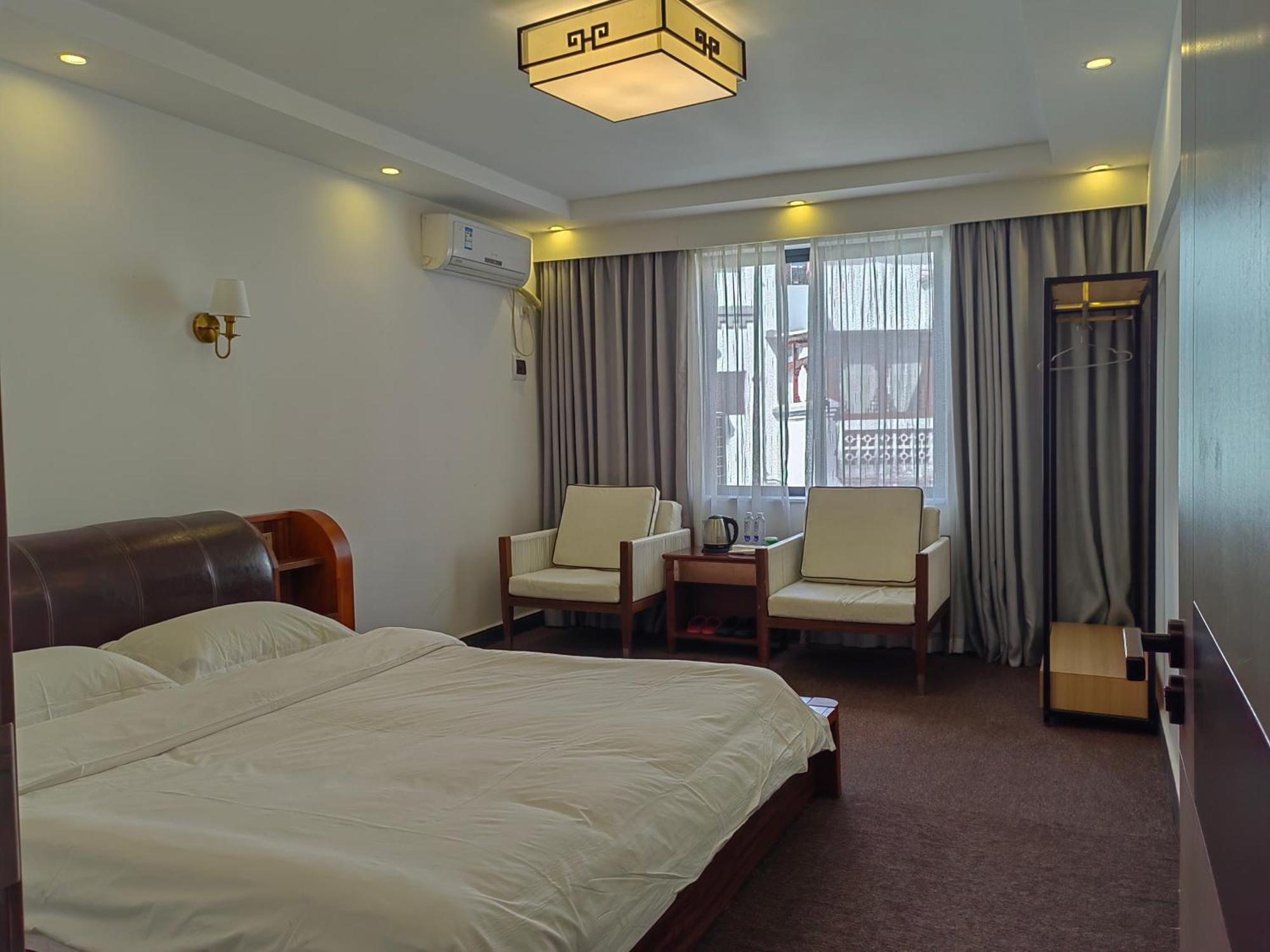 Serene Vale Inn Guilin-Free One Way Pick Up Service To High-Speed Railway Station For 2 Nights חדר תמונה